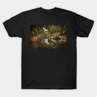 The Kennet and Avon at Pewsey T-Shirt